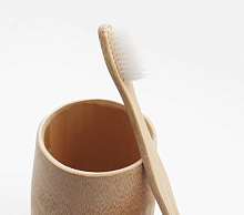 Бамбуковая зубная щётка c плоской ручкой белая / арт.1631